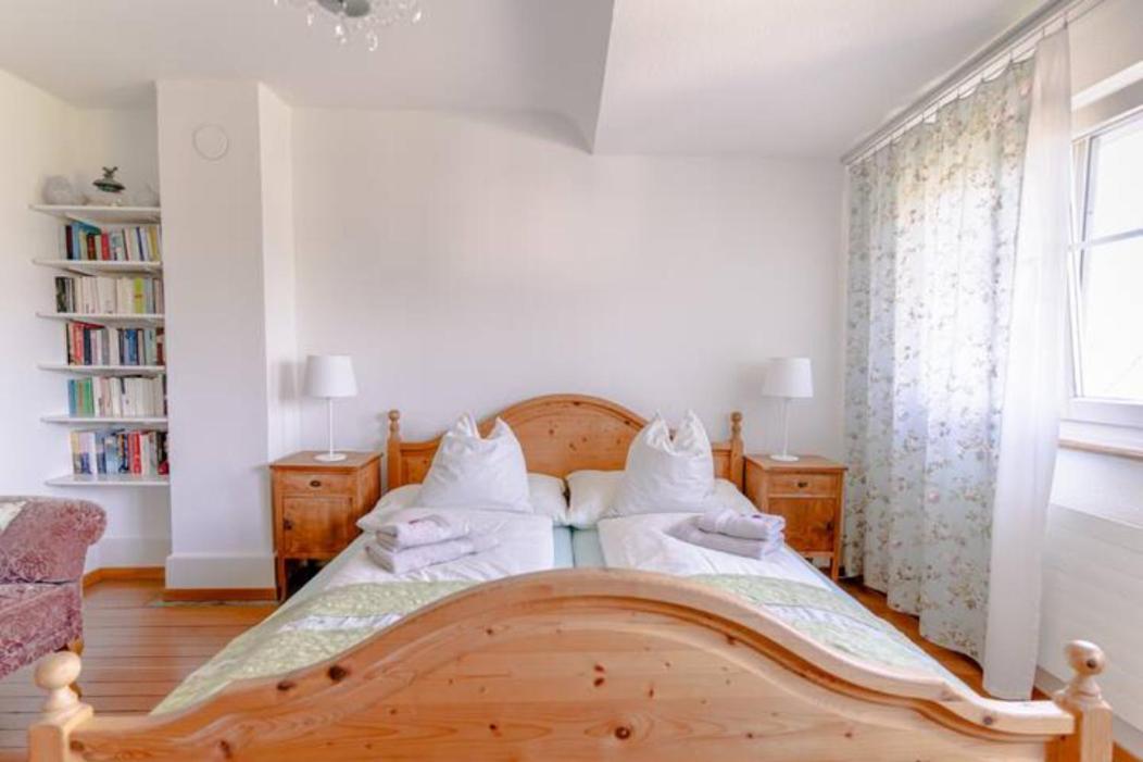 Gaestehaus Sonne Zuchwil エクステリア 写真