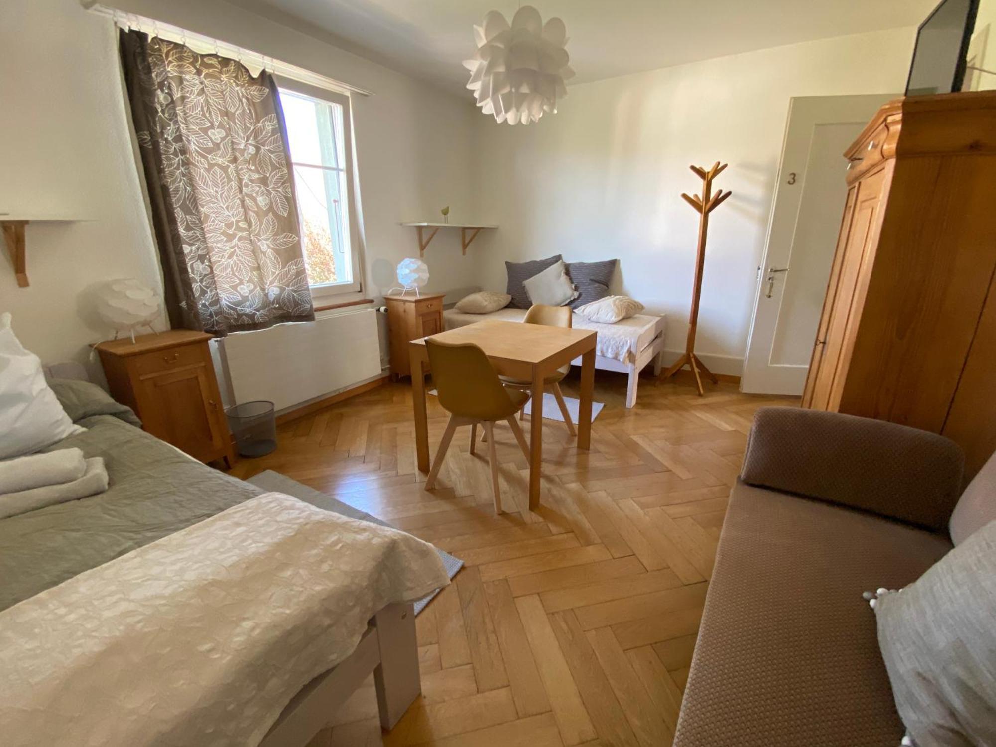 Gaestehaus Sonne Zuchwil エクステリア 写真