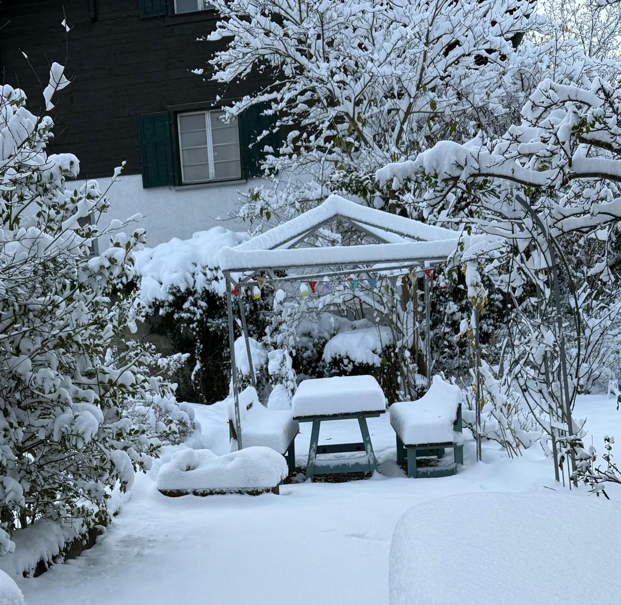 Gaestehaus Sonne Zuchwil エクステリア 写真